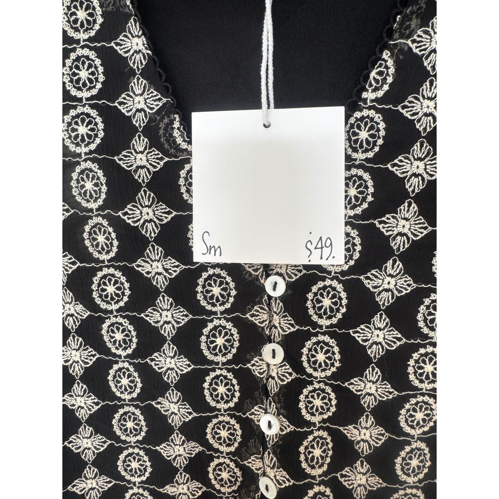 Baevely Black Long Sleeve Blouse with White Floral Embroidery Womens Size S NWT - Picture 5 of 11